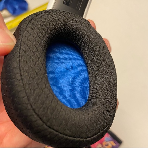 New White PDP Lvl 40 Gaming Headset & 4 PC Games - Picture 4 of 9